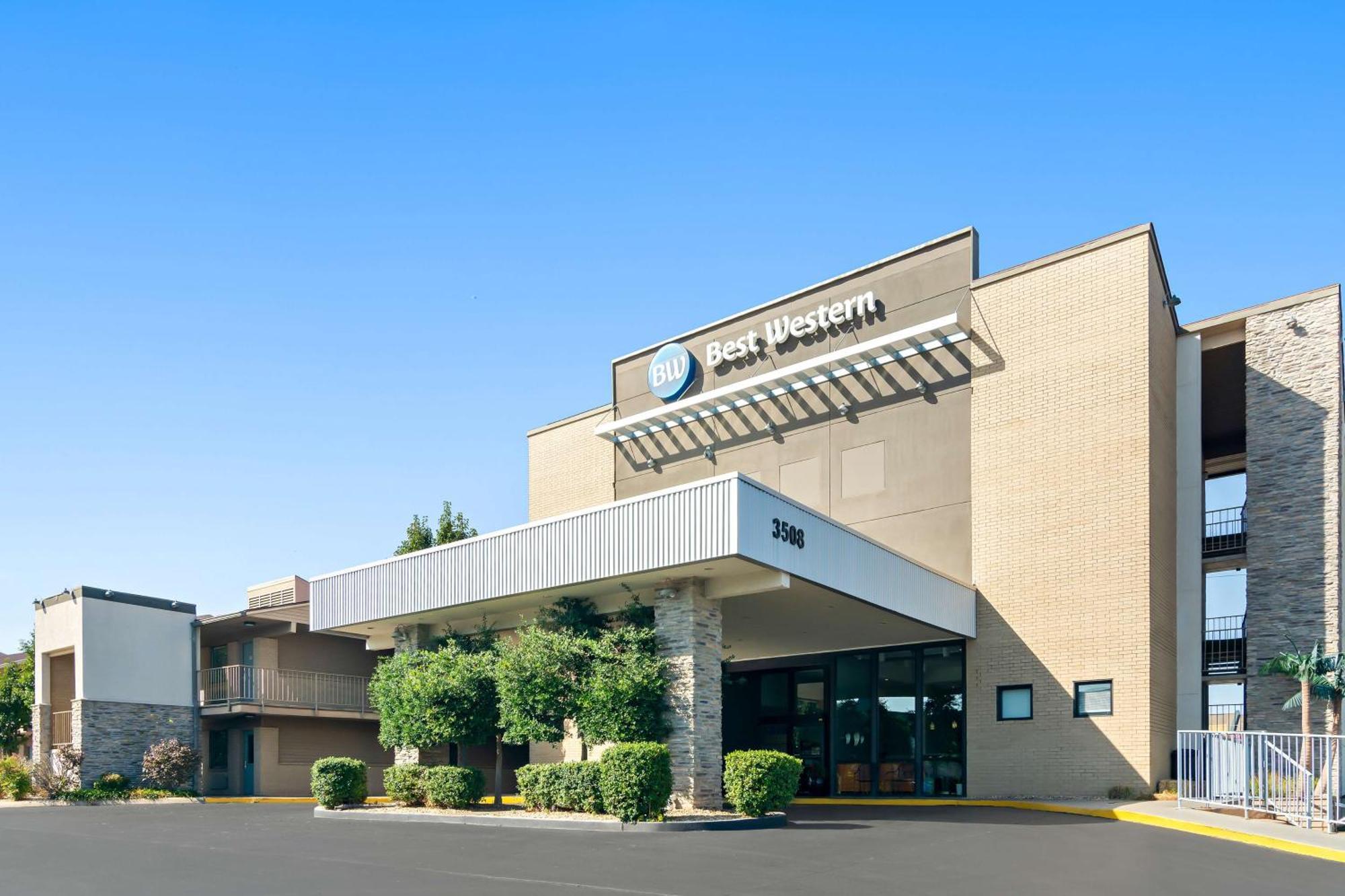 Best Western The Oasis At Joplin Exterior photo